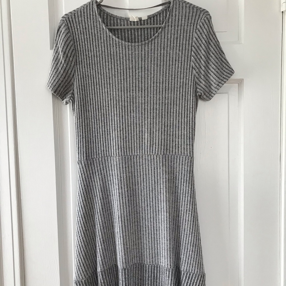 ✔Gap Gray Ribbed Dress